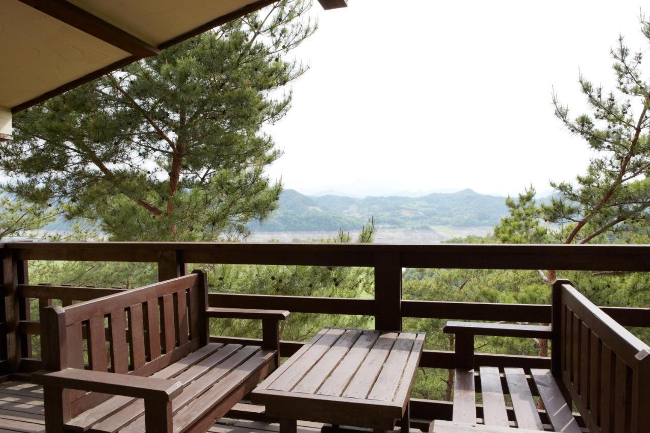 Club Es Jecheon Resort Chechon Екстер'єр фото