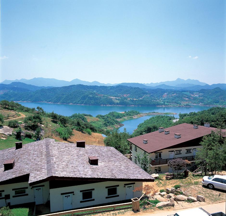 Club Es Jecheon Resort Chechon Екстер'єр фото